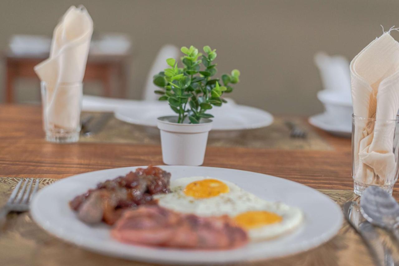 Azaria Guesthouse Swellendam Eksteriør billede