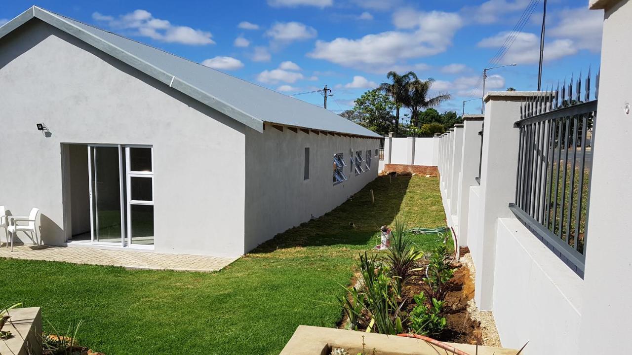 Azaria Guesthouse Swellendam Eksteriør billede